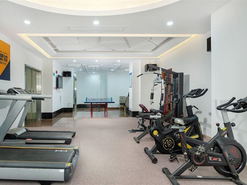 กีริอ๊าด มาร์เวลัส โฮเต็ล ตงกวน ฉางอาน ไลท์เรลเวย์สเตชั่น Hotel ภายนอก รูปภาพ