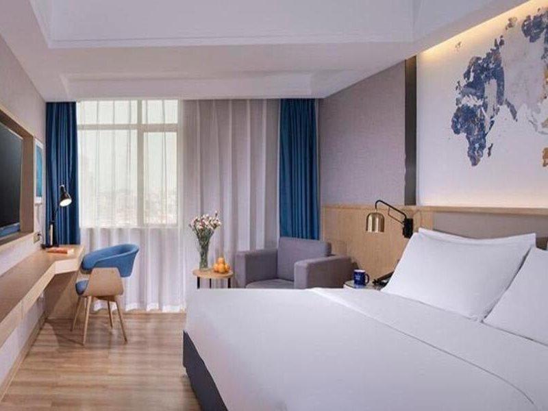 กีริอ๊าด มาร์เวลัส โฮเต็ล ตงกวน ฉางอาน ไลท์เรลเวย์สเตชั่น Hotel ภายนอก รูปภาพ